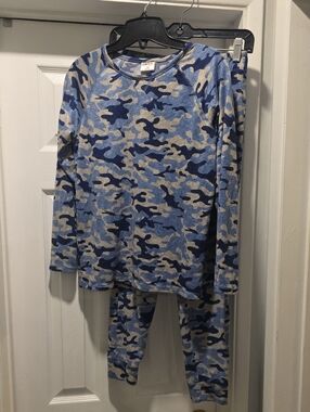 32 Degrees Blue & Gray Camouflage Kids Pajama Set